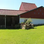 Zur Alten Schmiede Mit Museum Ruestungen