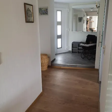Apartment Zur Alten Schmiede Mit Museum Ruestungen