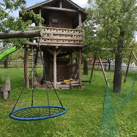 Zur Alten Schmiede Mit Museum * Ruestungen